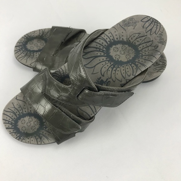 vionic gray sandals
